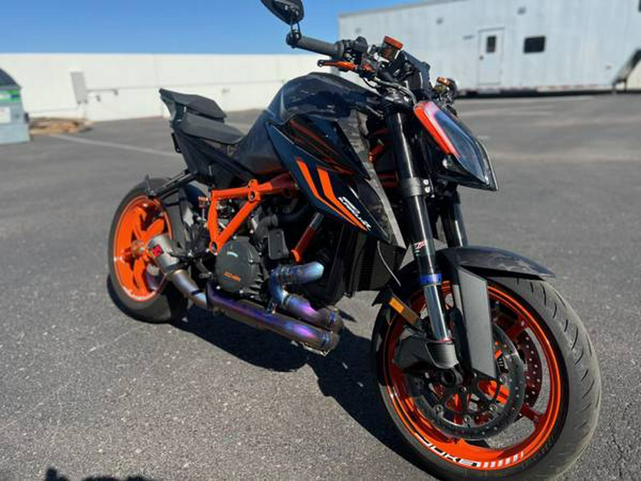 2022 KTM 1290 Super Duke R EVO, BLACK