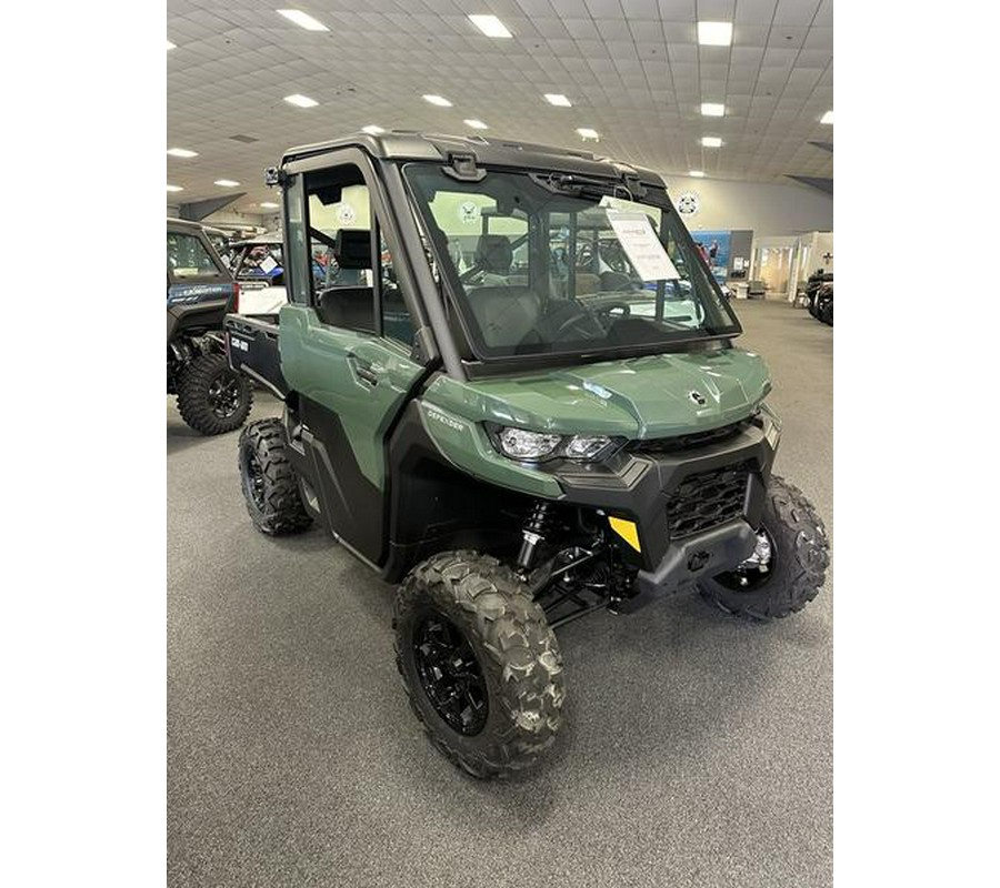 2024 Can-Am® Defender DPS CAB HD9