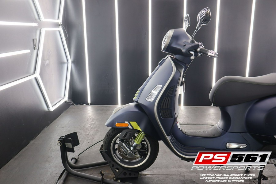 2025 Vespa GTS Super 300 Tech