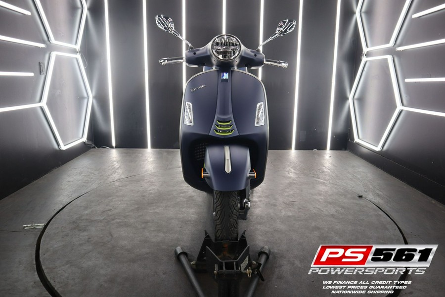 2025 Vespa GTS Super 300 Tech