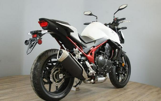 2025 Honda CB750 Hornet