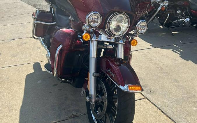 2017 Harley-Davidson Ultra Limited FLHTK