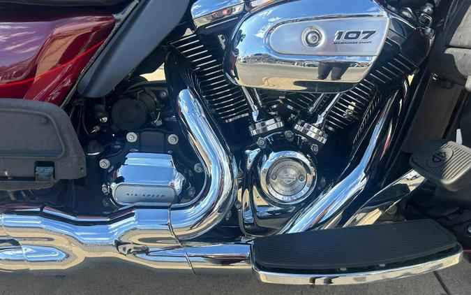 2017 Harley-Davidson Ultra Limited FLHTK