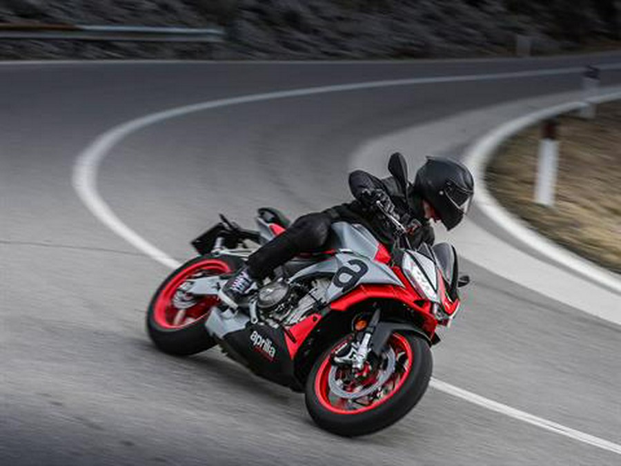 2023 Aprilia Tuono 660