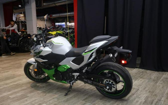 2024 Kawasaki Z7 Hybrid ABS