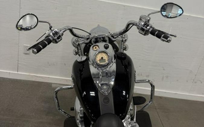 2024 Indian Springfield Black Metallic/Titanium Metallic