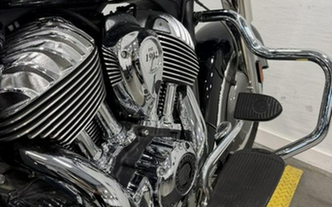 2024 Indian Springfield Black Metallic/Titanium Metallic