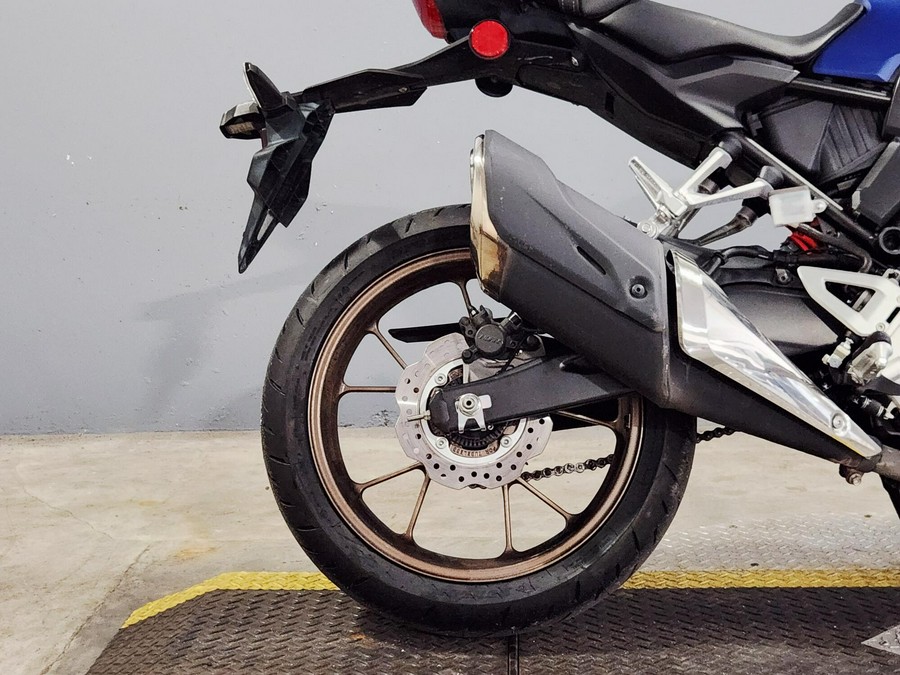 2022 Honda CB300R ABS