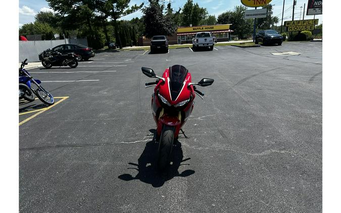 2022 Honda CBR1000RR Base