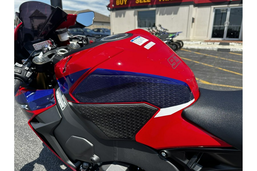 2022 Honda CBR1000RR Base