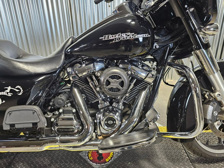 2017 Harley-Davidson Street Glide Special Black Denim