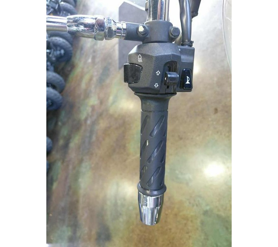 2023 Moto Guzzi V7 Special