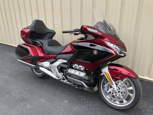 2020 Honda Gold Wing Tour DCT Test Review...