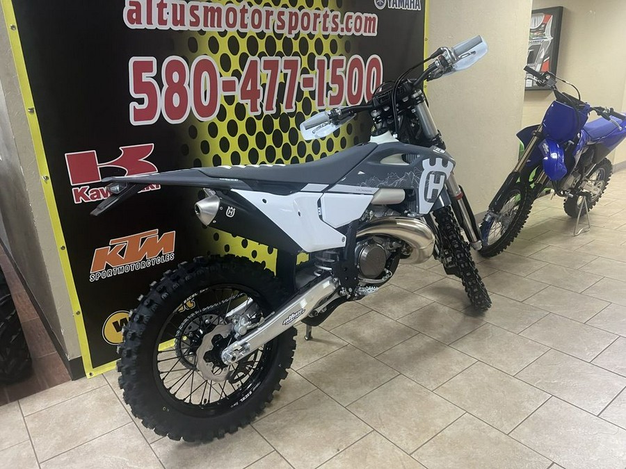 2024 Husqvarna® TE 300 Pro