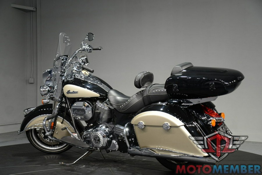 2022 Indian Springfield Black Metallic/Dirt Track Tan