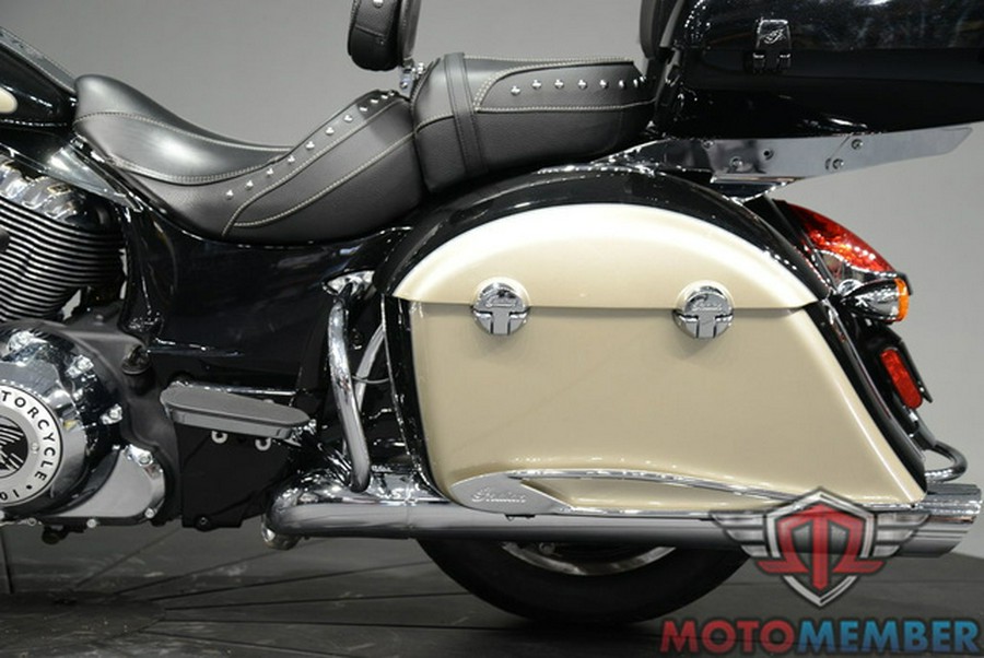 2022 Indian Springfield Black Metallic/Dirt Track Tan