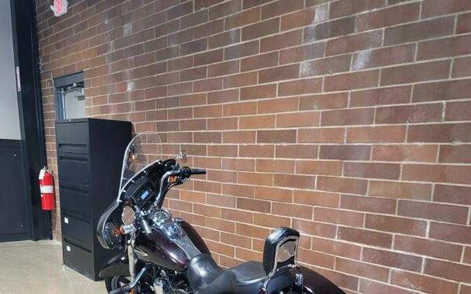 2014 Harley-Davidson® Switchback™ BLACKND CAYENNE FLD103