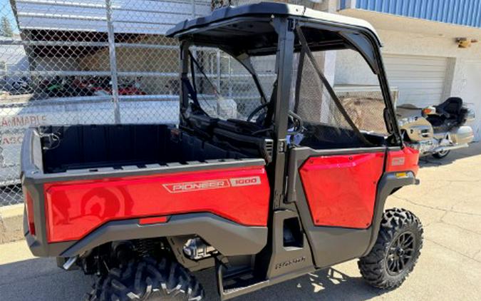 2026 Honda PIONEER 1000-3 DELUXE