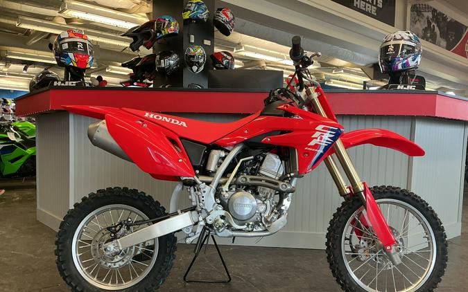 2026 CRF150RT - Honda