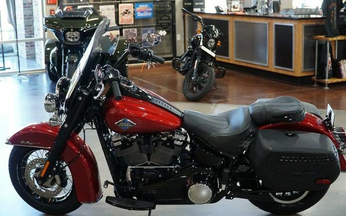 2026 Harley-Davidson Softail FLHC - Heritage Classic