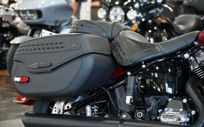 2026 Harley-Davidson Softail FLHC - Heritage Classic