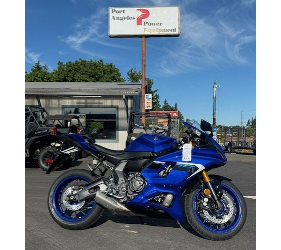 2025 Yamaha YZFR7SL