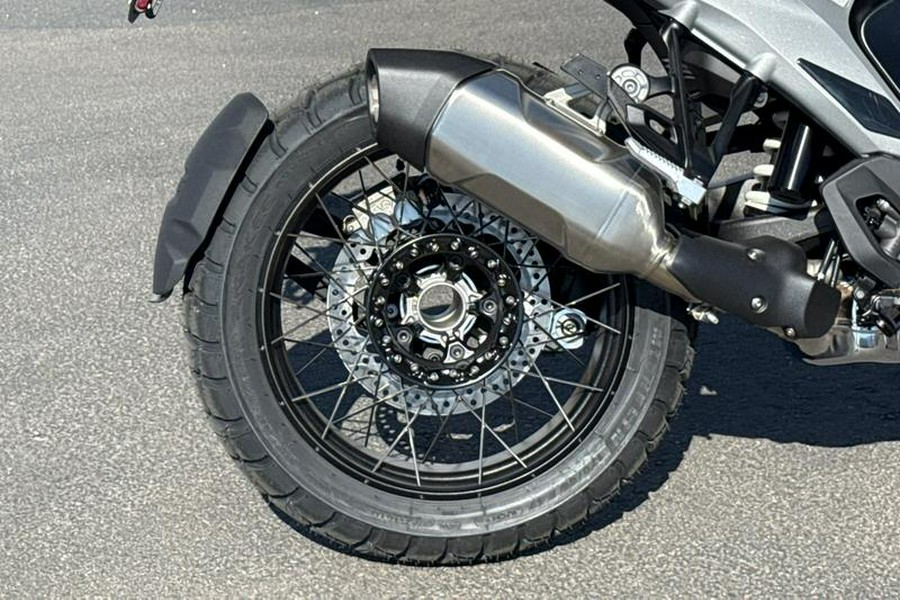 2025 BMW R 1300 GS Light White