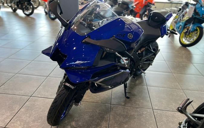 2025 Yamaha YZF R9