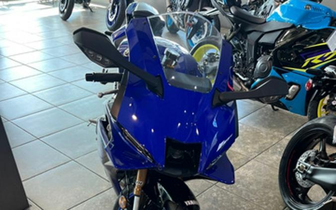 2025 Yamaha YZF R9