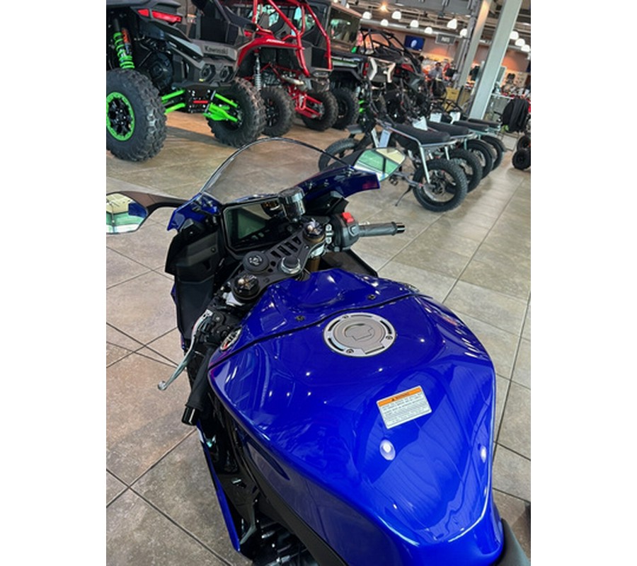 2025 Yamaha YZF R9
