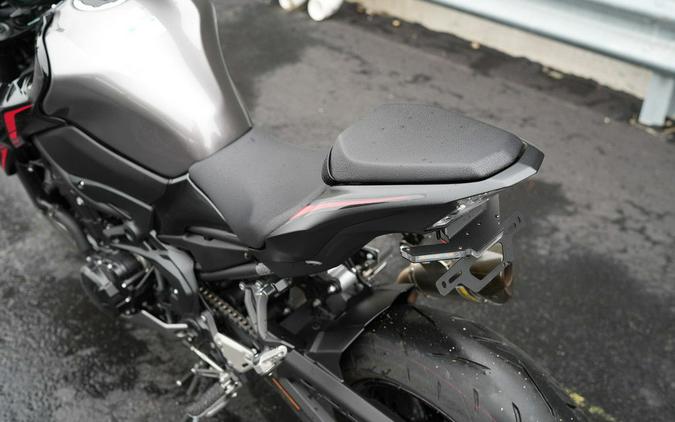 2023 Kawasaki Z900 ABS Metallic Black/Graphite Gray/Flat Black
