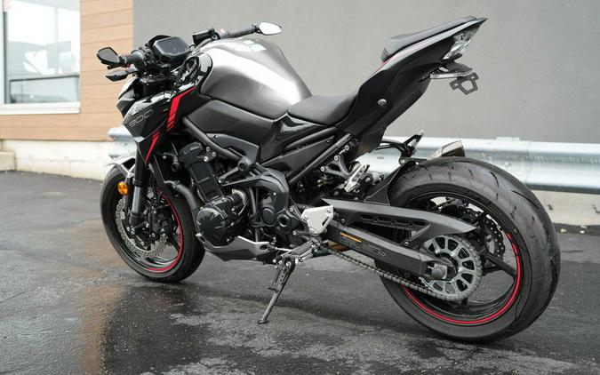 2023 Kawasaki Z900 ABS Metallic Black/Graphite Gray/Flat Black