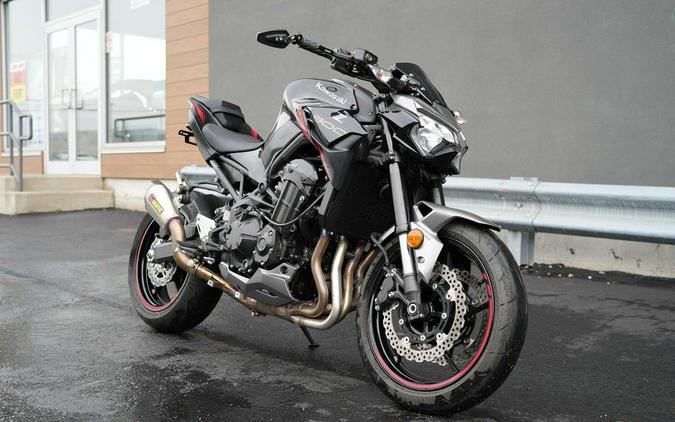 2023 Kawasaki Z900 ABS Metallic Black/Graphite Gray/Flat Black