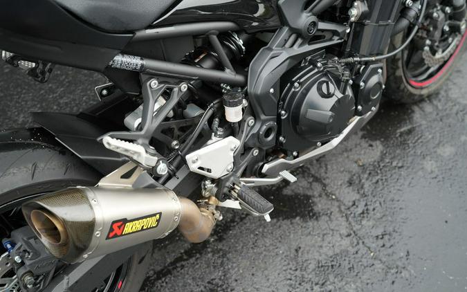 2023 Kawasaki Z900 ABS Metallic Black/Graphite Gray/Flat Black