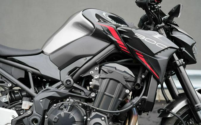 2023 Kawasaki Z900 ABS Metallic Black/Graphite Gray/Flat Black