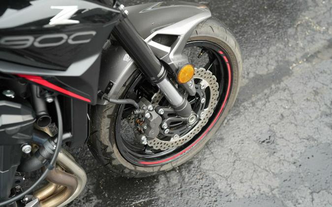 2023 Kawasaki Z900 ABS Metallic Black/Graphite Gray/Flat Black