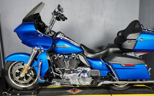 2018 Harley-Davidson Road Glide Ultra FLTRU ELECTRIC BLUE W/PINSTRIP