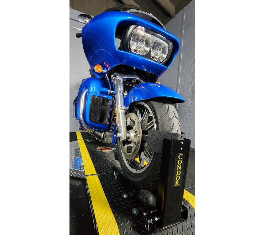 2018 Harley-Davidson Road Glide Ultra FLTRU ELECTRIC BLUE W/PINSTRIP