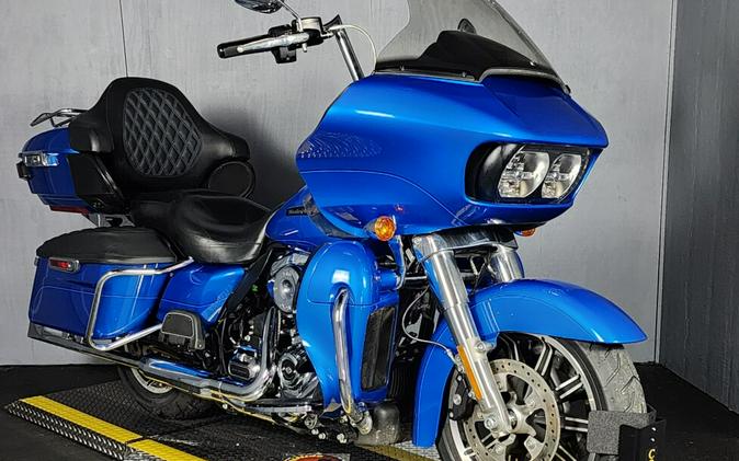 2018 Harley-Davidson Road Glide Ultra FLTRU ELECTRIC BLUE W/PINSTRIP