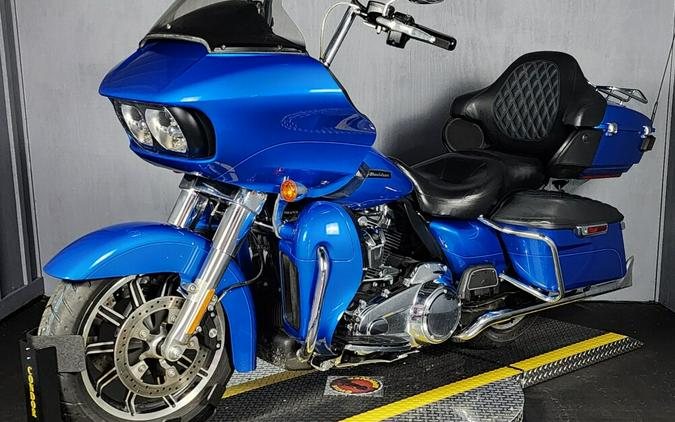 2018 Harley-Davidson Road Glide Ultra FLTRU ELECTRIC BLUE W/PINSTRIP