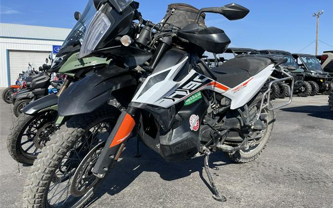 2019 KTM 790 Adventure