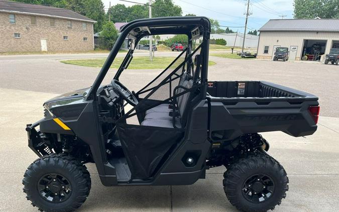 2025 Polaris Industries Ranger® 1000 Premium Granite Gray