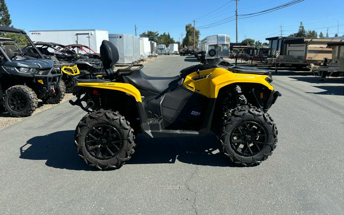 2024 Can-Am Outlander MAX XT 700