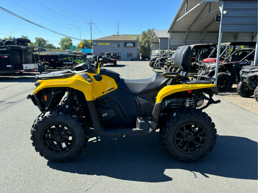 2024 Can-Am Outlander MAX XT 700