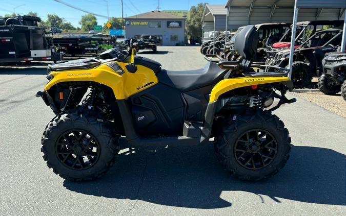 2024 Can-Am Outlander MAX XT 700