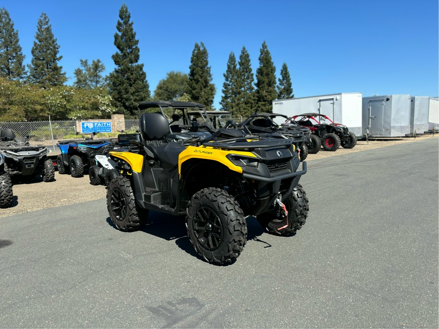 2024 Can-Am Outlander MAX XT 700