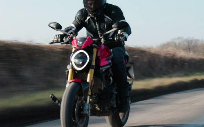 Wheelie good fun... 2023 Ducati Monster SP. Visordown website...