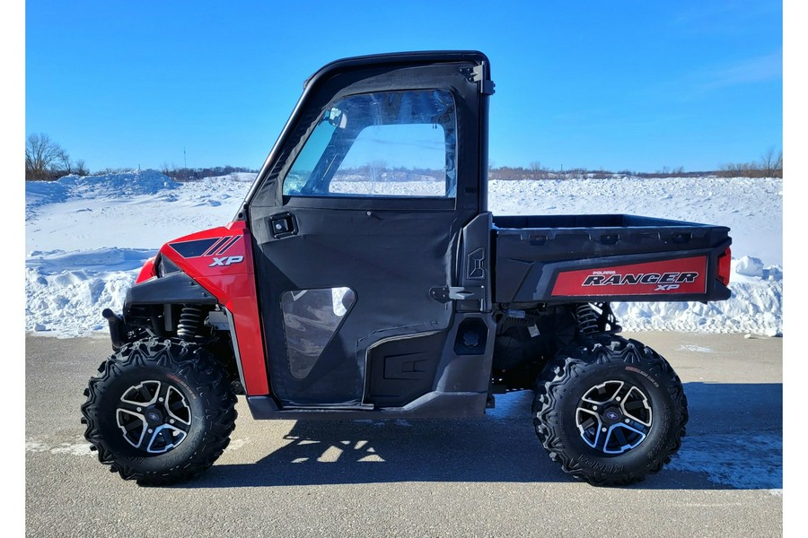 2014 Polaris Industries RANGER XP® 900 EPS - Sunset Red LE