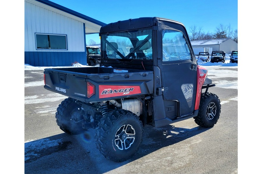 2014 Polaris Industries RANGER XP® 900 EPS - Sunset Red LE