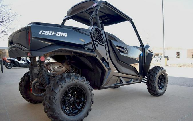 2023 Can-Am Commander XT 700